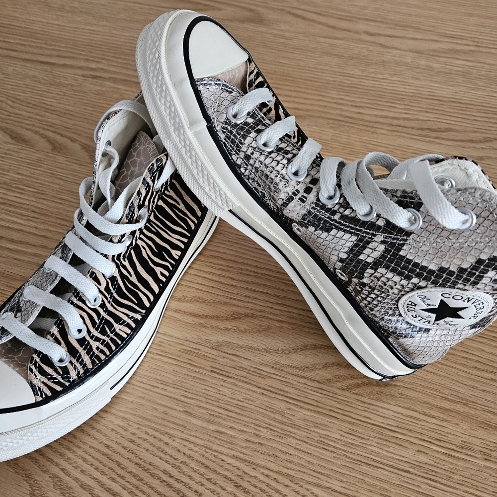 Converse - Picture 10 of 10